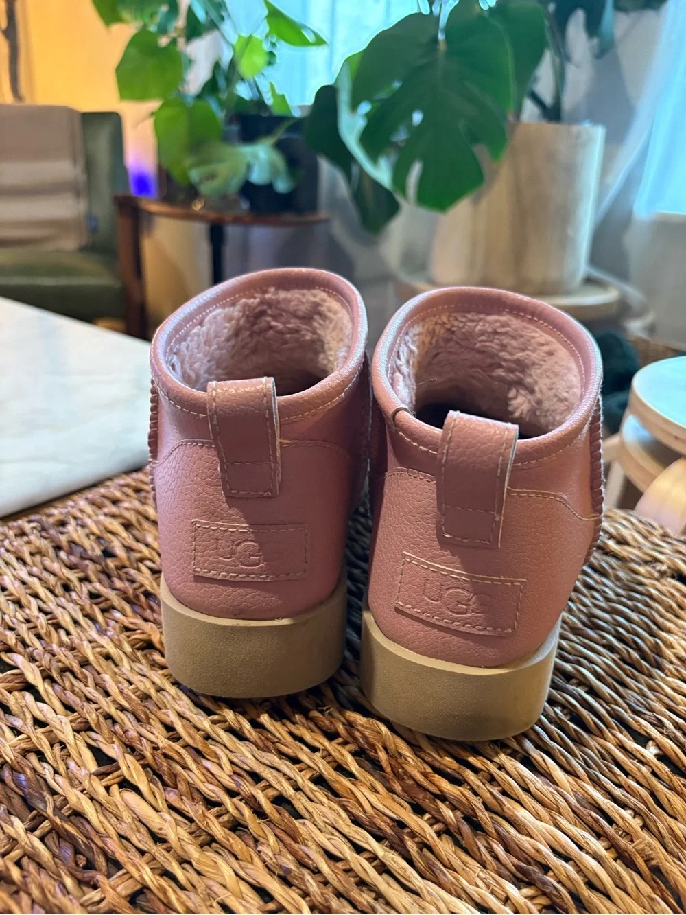 UGG CLASSIC SUGAR ULTRA MINI SHELL PINK BOOTS leather size 8 fall winter
